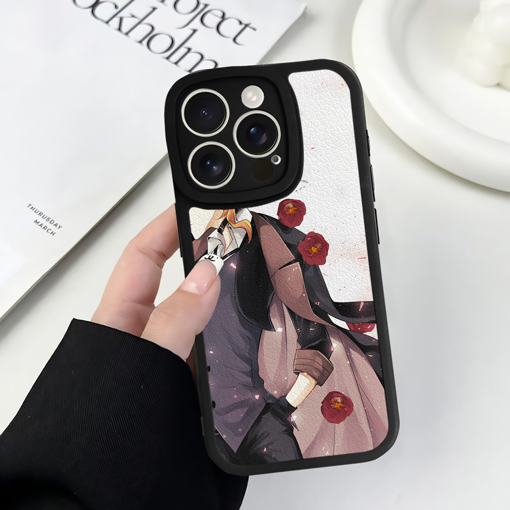 （画像用） 文豪ストレイドッグス Bungo Stray Dogs 【iPhone 16シリーズ対応】シリコンスマホケース（レザー調） 材質：シリコン